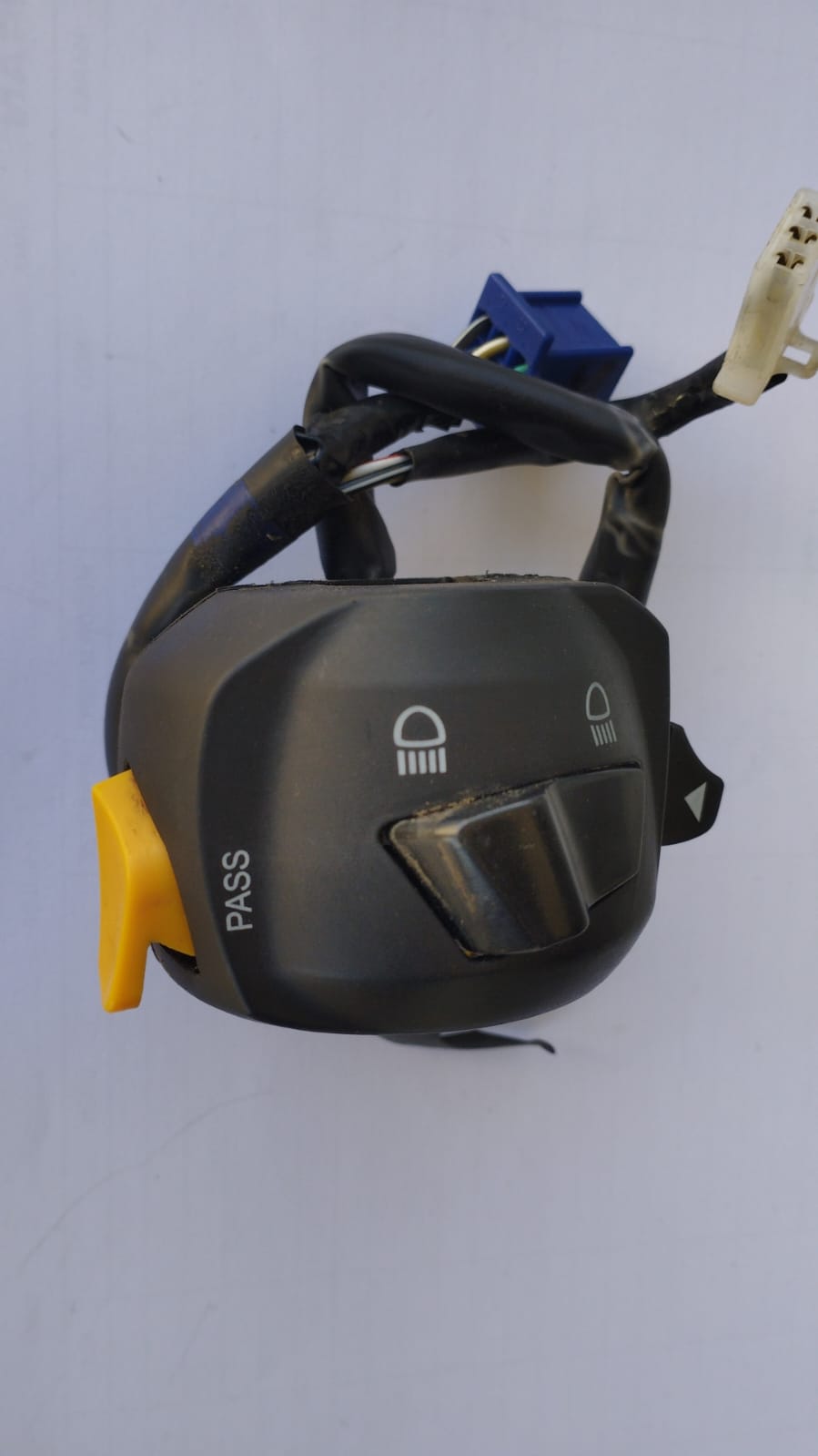 Tvs Raider 125 E5 Sağ Kumanda Düğmeleri (Orijinal Çıkma) - Görsel 2